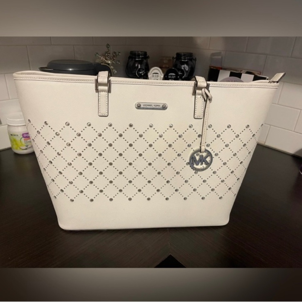 Michael Kors large tote with matching wallet!